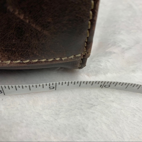 Liz Claiborne dark brown leather purse - Picture 4 of 12